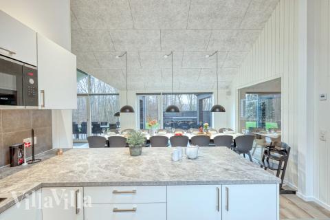 Die Küche in dem Luxusferienhaus Nr. 762 ist so gut ausgestattet, dass man problemlos Mahlzeiten für 16 Personen zubereiten kann.