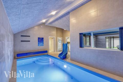 Der schicke Pool im Luxusferienhaus Nr. 763 für 16 Personen