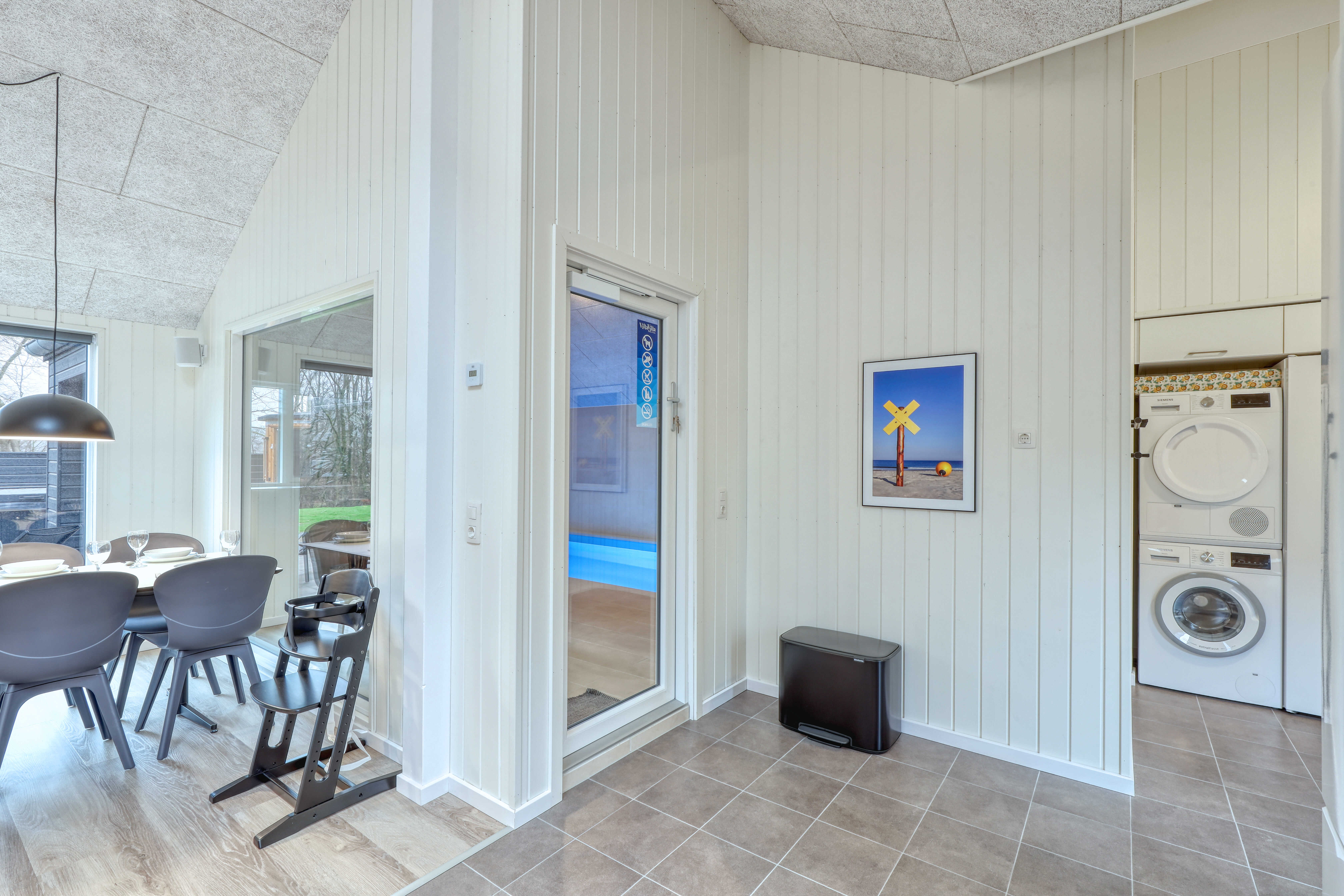 Der geräumige Eingangsbereich im Luxusferienhaus Nr. 763 in Deutschland