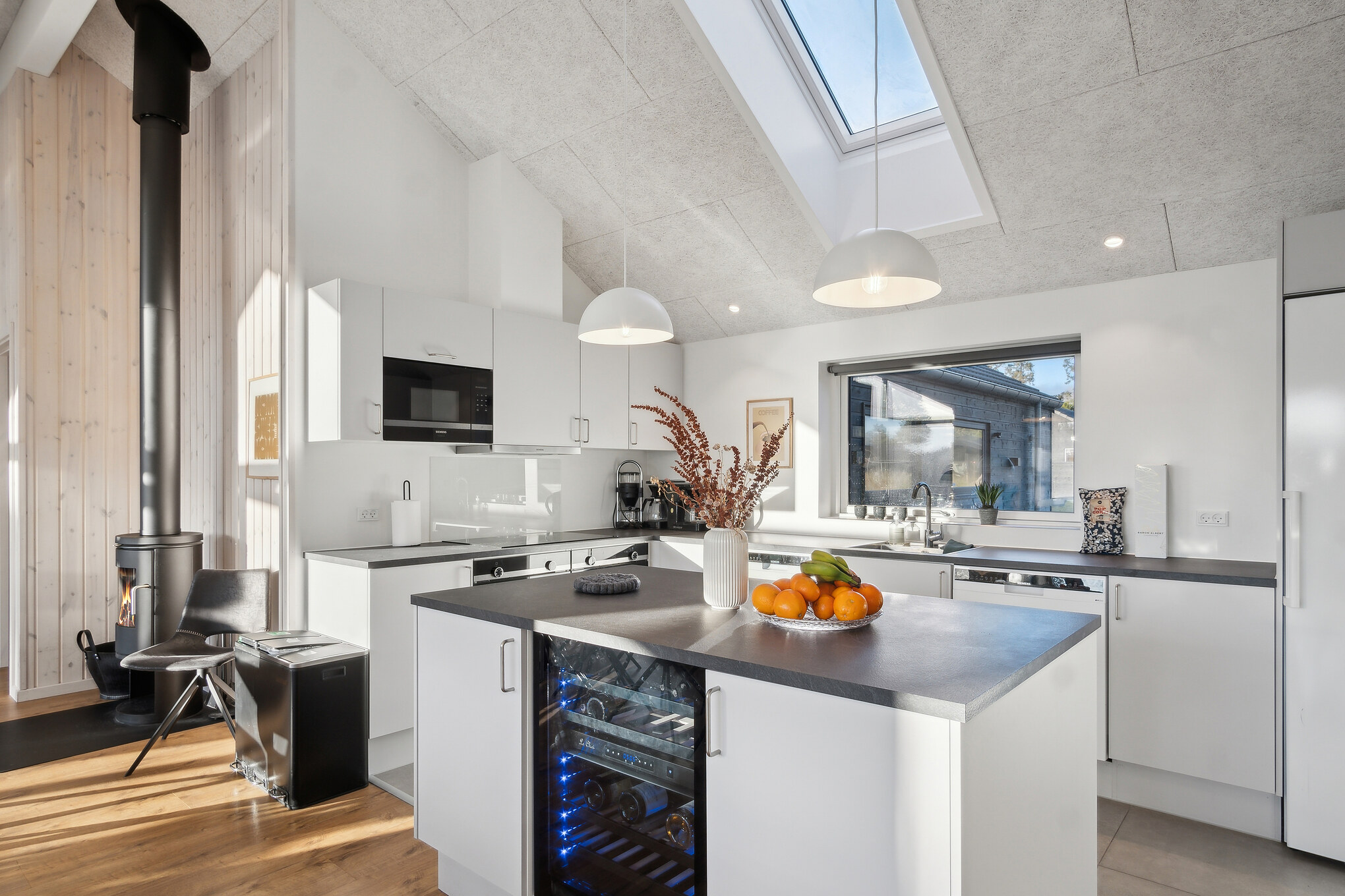 Die Küche in dem Luxusferienhaus Nr. 597 ist so gut ausgestattet, dass man problemlos Mahlzeiten für 18 Personen zubereiten kann.