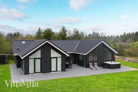 Dieses schöne Poolhaus Nr. 692 mit Platz für 12 Personen liegt in Nordjütland