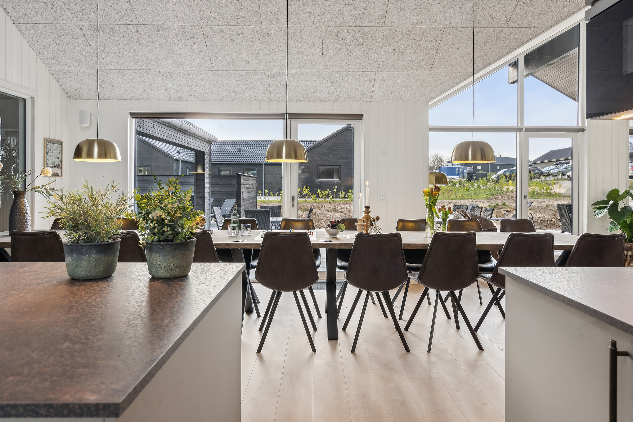Gut ausgestattete Küche im Luxusferienhaus Nr. 663 in Südjütland.