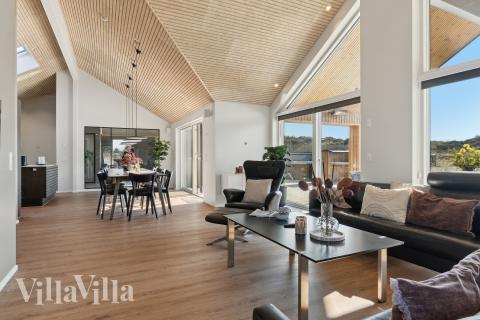 Die Couchecke im Luxusferienhaus Nr. 660 in Westjütland.