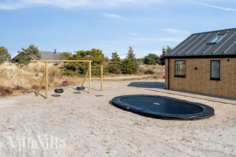 Dieses schöne Poolhaus Nr. 660 mit Platz für 16 Personen liegt in Westjütland