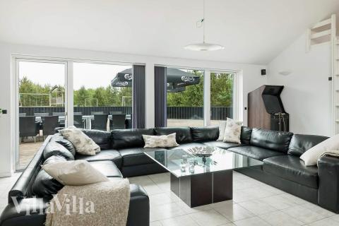 Die Couchecke im Luxusferienhaus Nr. 602 in Nordjütland.