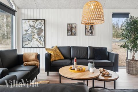 Die Couchecke im Luxusferienhaus Nr. 622 in Bornholm.