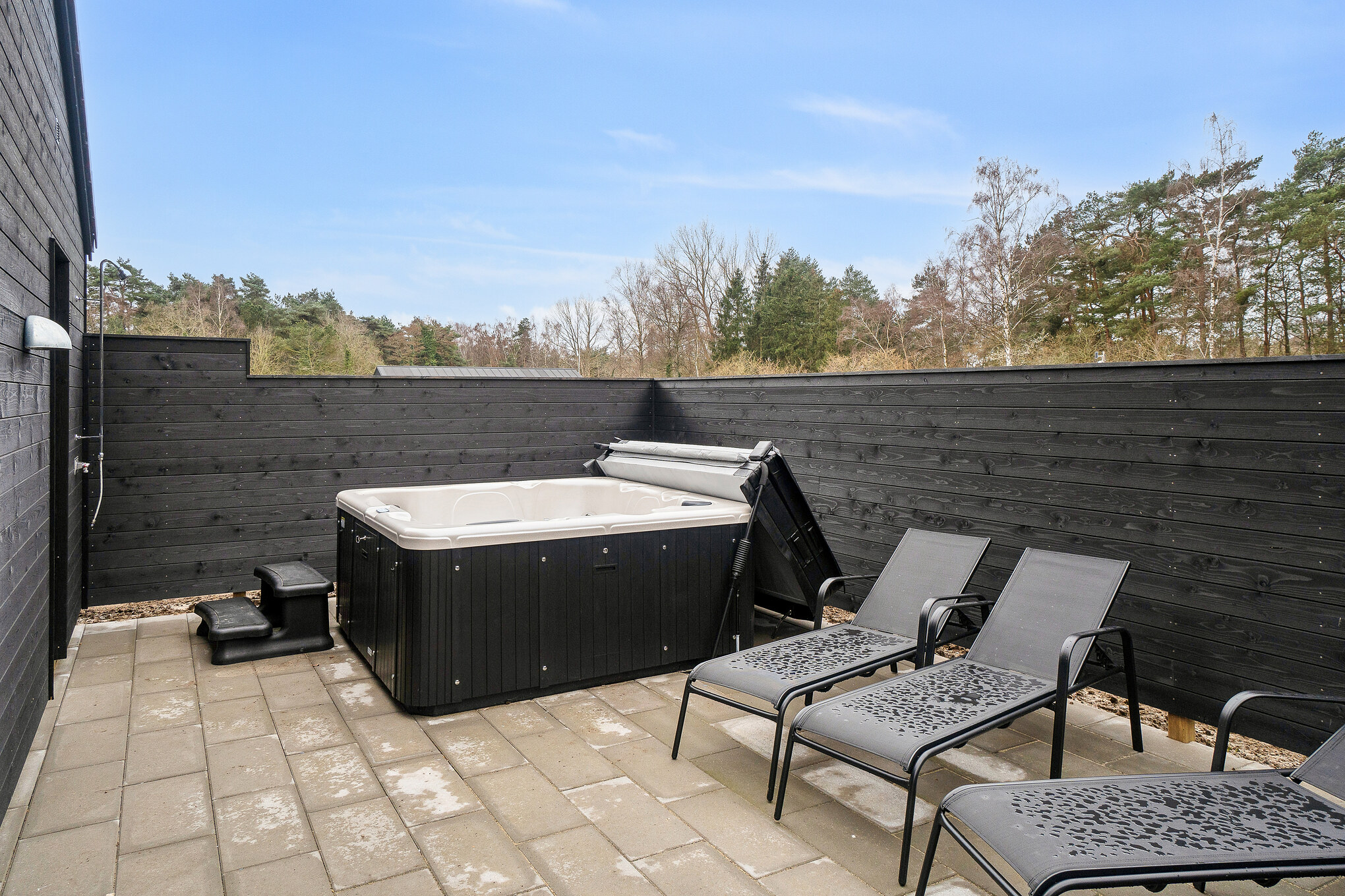 Das Luxusferienhaus Nr. 622 bietet u. a. einen tollen Whirlpool