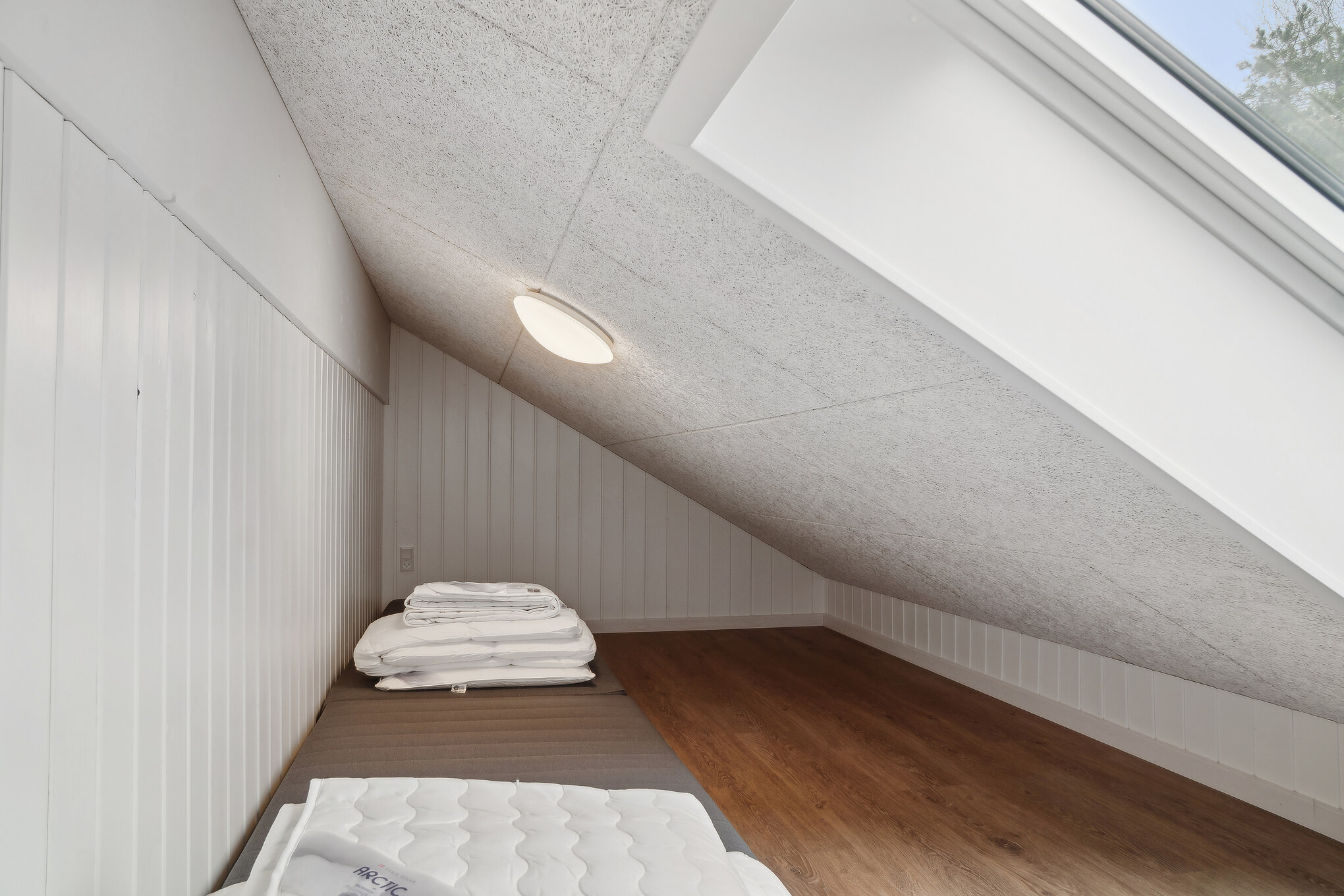 Einige der 16 Schlafgelegenheiten befinden sich im Luxusferienhaus Nr. 621 auf dem ausgebauten Dachboden
