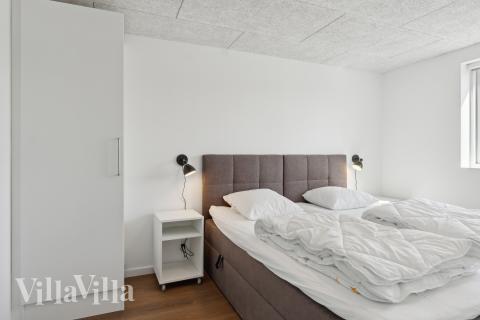 Eines der 14 Schlafzimmer im Luxusferienhaus Nr. 680