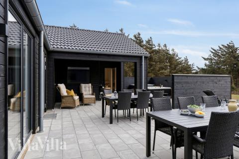 Das Luxusferienhaus Nr. 658 hat eine tolle Terrasse, die mit hochwertigen Gartenmöbeln für 20 Personen ausgestattet ist.