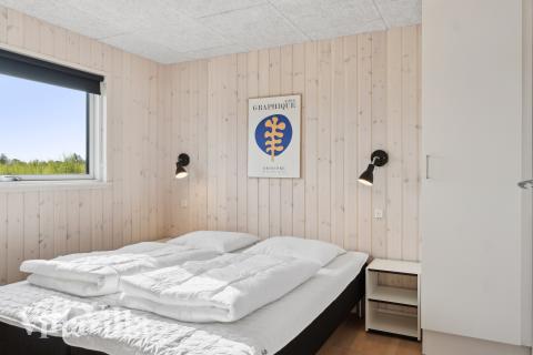 Eines der 8 Schlafzimmer im Luxusferienhaus Nr. 656