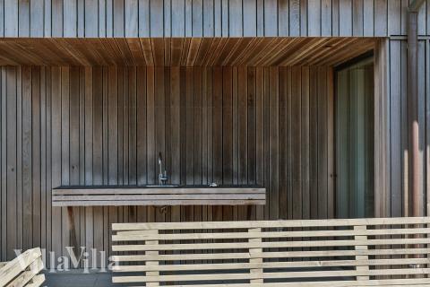 Genießen Sie einen Grillabend auf der Terrasse des Luxusferienhauses Nr. 607 in Nordjütland