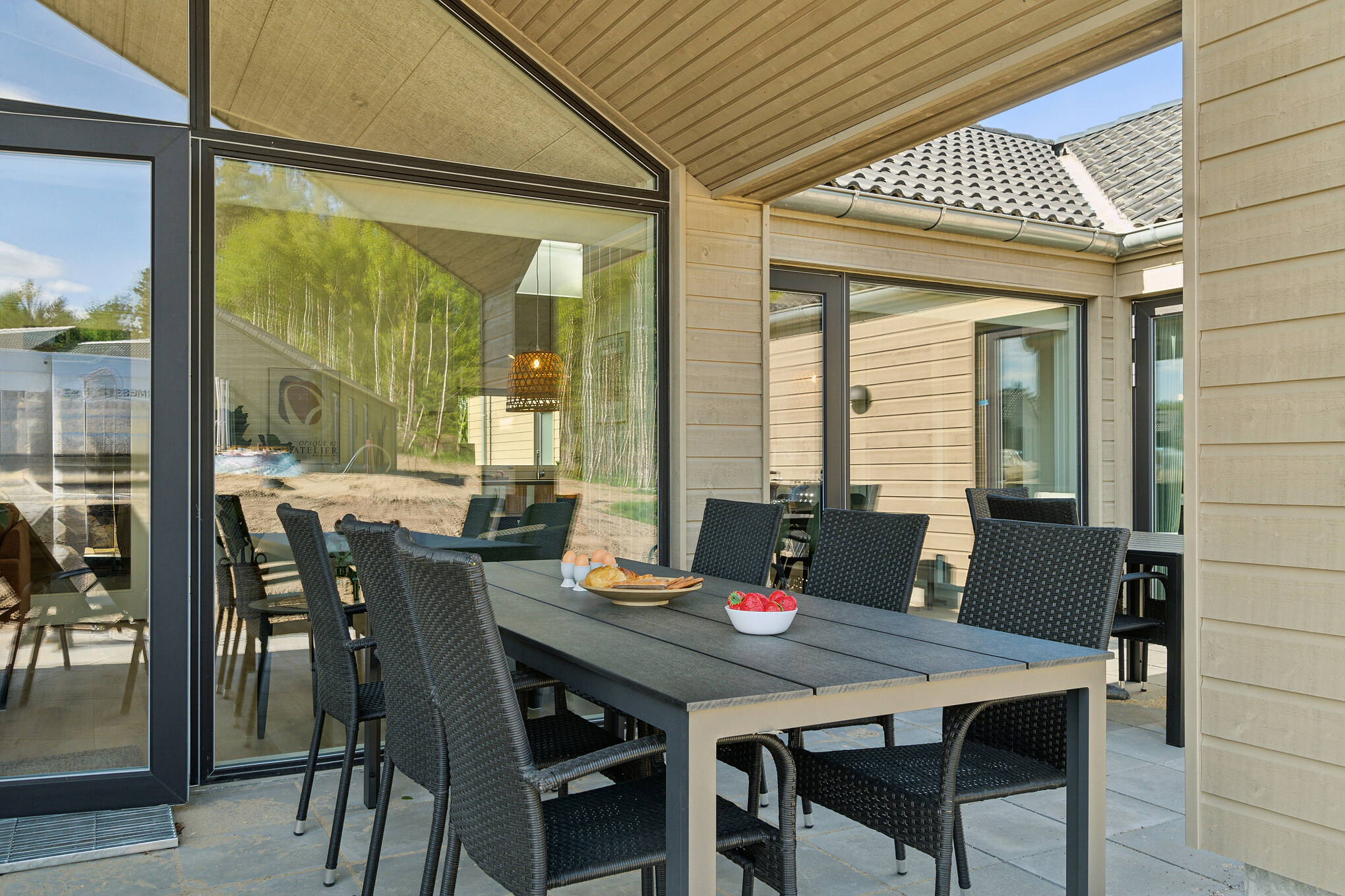 Das Luxusferienhaus Nr. 803 hat eine tolle Terrasse, die mit hochwertigen Gartenmöbeln für 16 Personen ausgestattet ist.