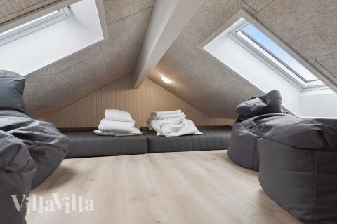 Einige der 20 Schlafgelegenheiten befinden sich im Luxusferienhaus Nr. 659 auf dem ausgebauten Dachboden