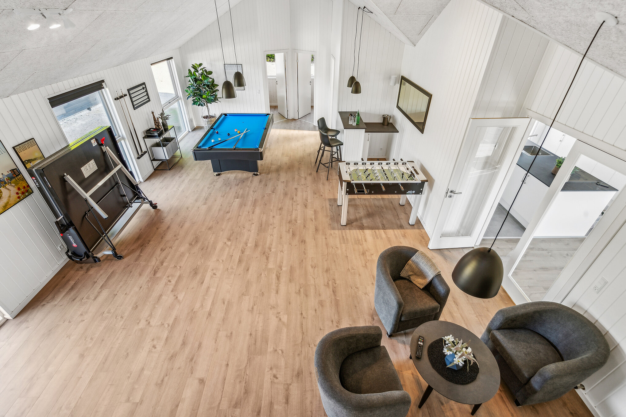 Aktivitätsraum im Luxusferienhaus Nr. 657 mit 8 Schlafzimmern und Platz für 20 Gäste.