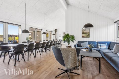 Aufenthaltsraum mit Platz für 20 im Luxusferienhaus Nr. 657.