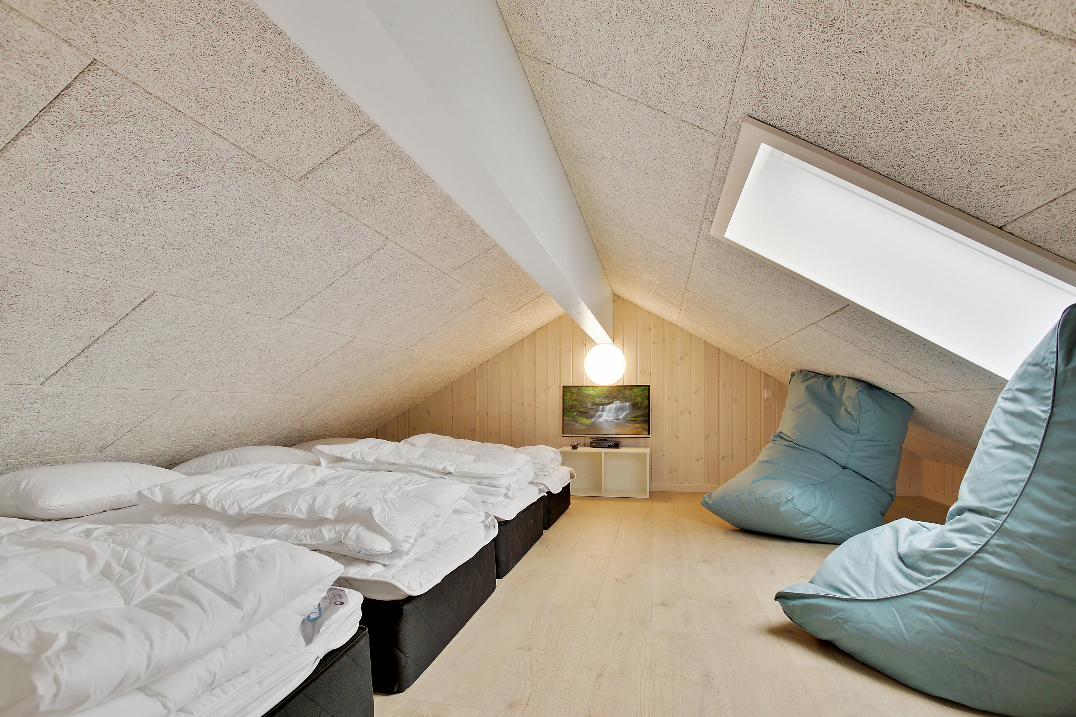 Einige der 16 Schlafgelegenheiten befinden sich im Luxusferienhaus Nr. 388 auf dem ausgebauten Dachboden