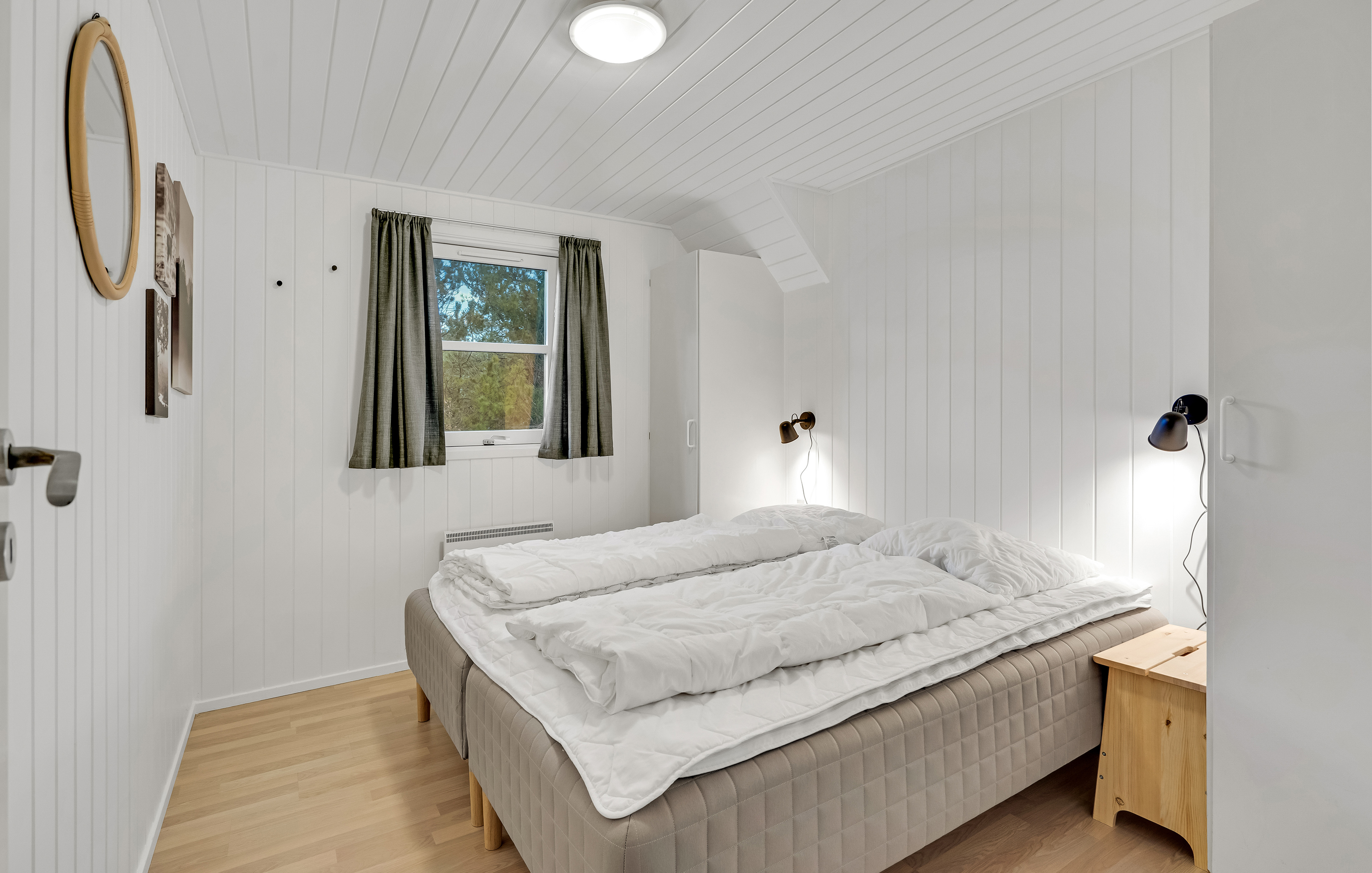 Eines der 6 Schlafzimmer im Luxusferienhaus Nr. 552