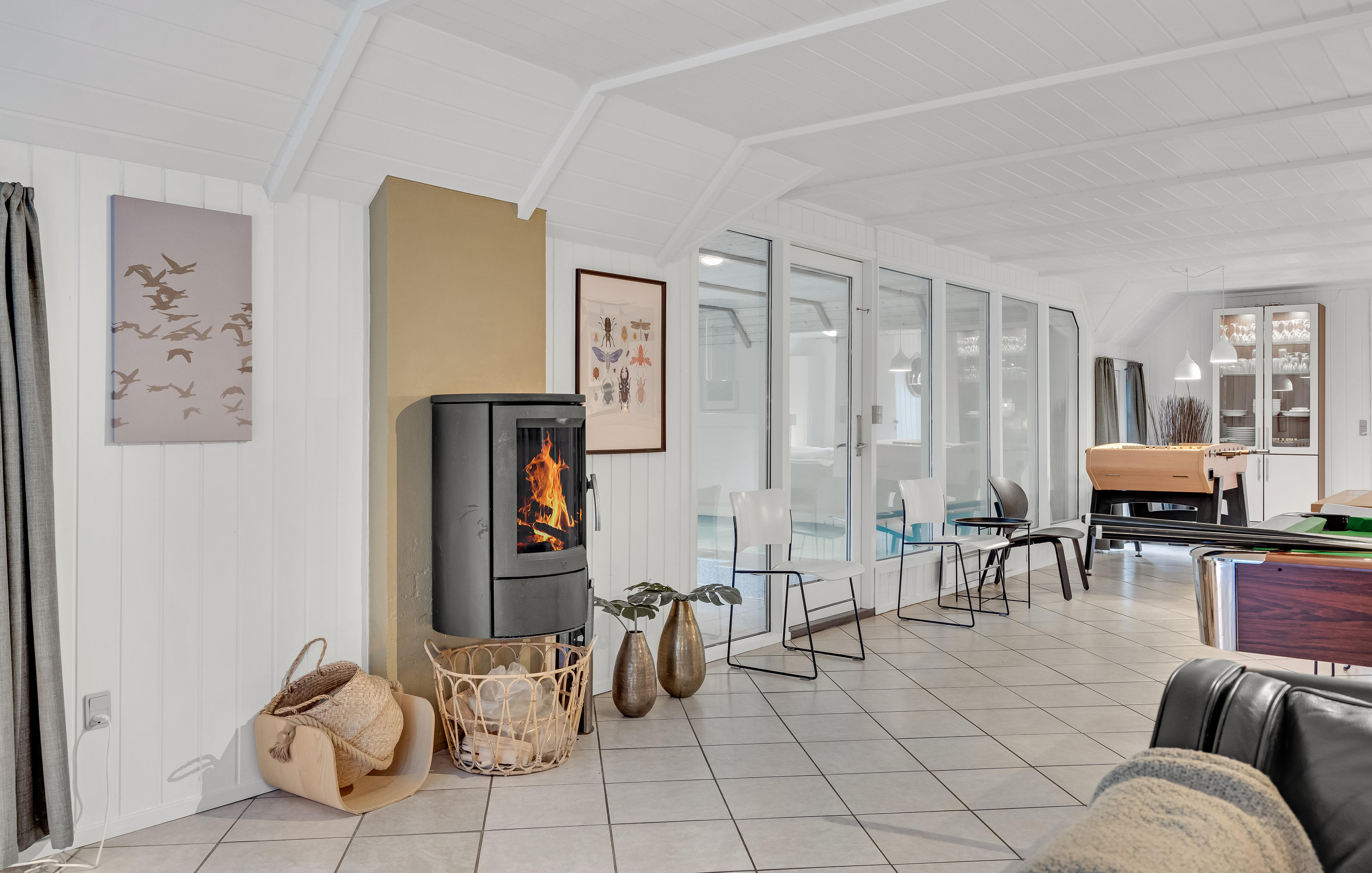 Die Couchecke im Luxusferienhaus Nr. 552 in Westjütland.