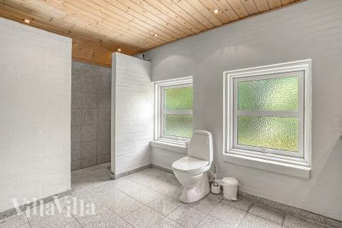 Im Luxusferienhaus Nr. 552 für 12 Personen gibt es Bad mit Dusche.