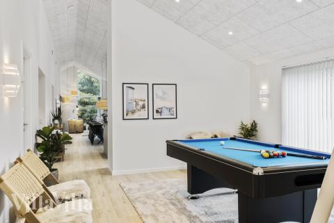 Aktivitätsraum im Luxusferienhaus Nr. 683 mit 4 Schlafzimmern und Platz für 10 Gäste.