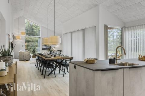 Die Küche in dem Luxusferienhaus Nr. 683 ist so gut ausgestattet, dass man problemlos Mahlzeiten für 10 Personen zubereiten kann.