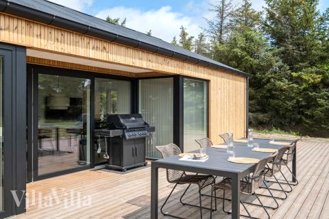 Auf der Terrasse des Ferienhauses Nr. 683 ist Platz für 10 Personen.