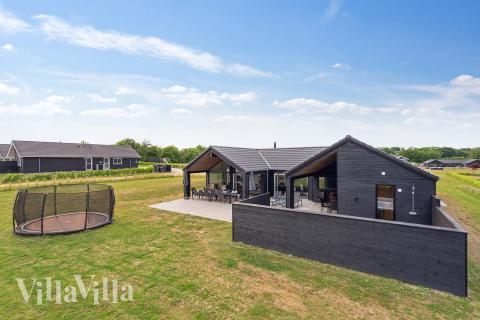 Dieses schöne Poolhaus Nr. 632 mit Platz für 18 Personen liegt in Südjütland