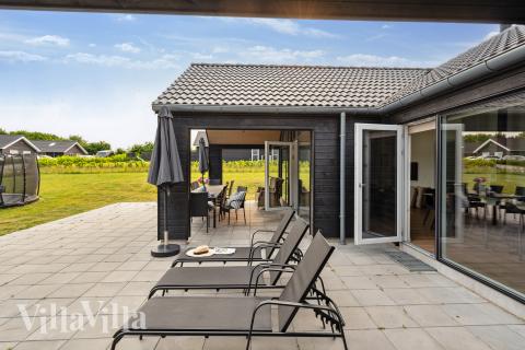 Große Terrasse am Luxusferienhaus Nr. 632 in Südjütland.