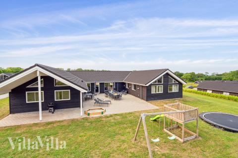 Das Luxusferienhaus Nr. 508 hat eine tolle Terrasse, die mit hochwertigen Gartenmöbeln für 20 Personen ausgestattet ist.