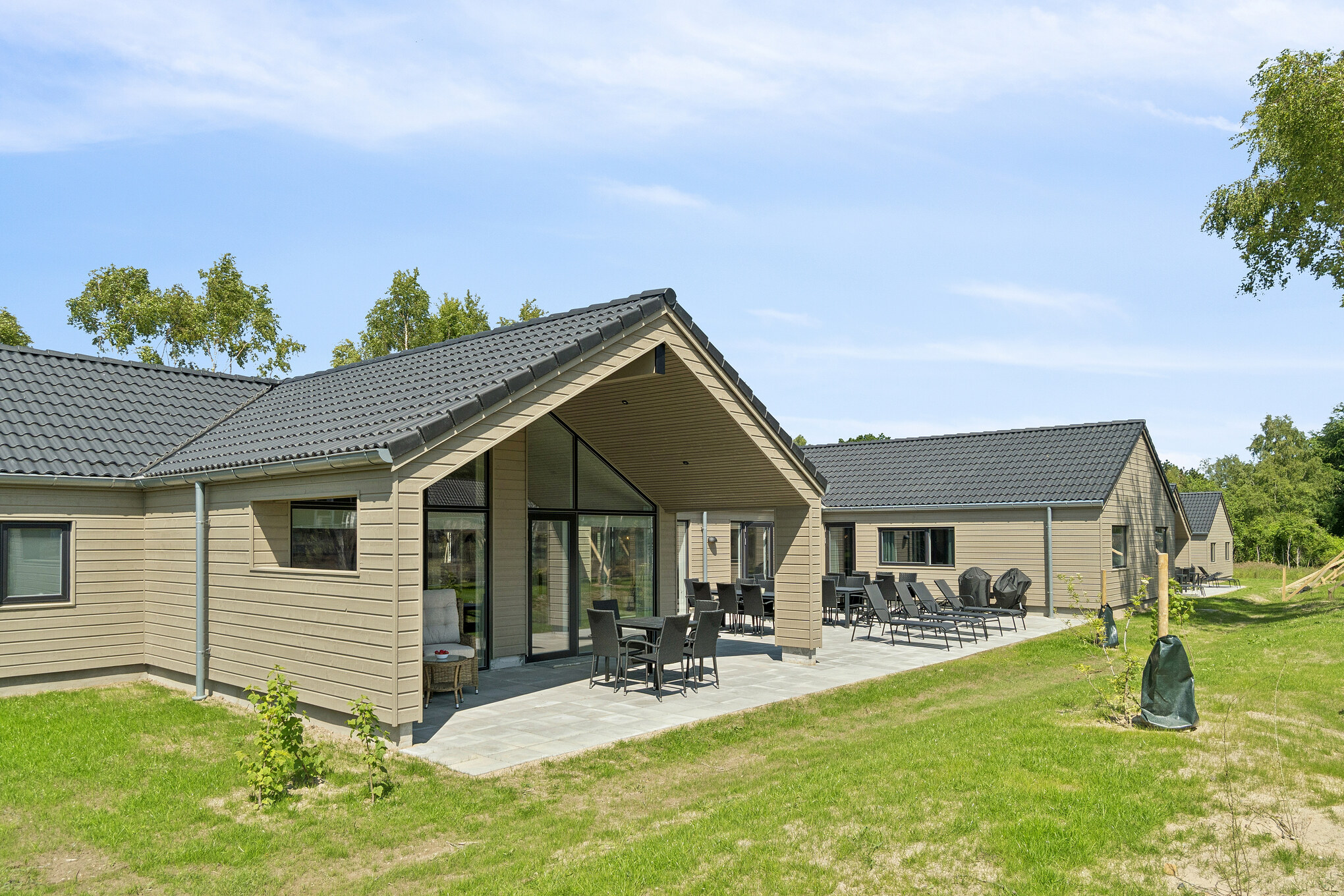 Dieses schöne Poolhaus Nr. 807 mit Platz für 26 Personen liegt in Ostjütland