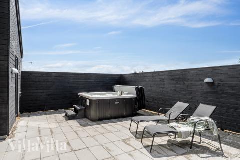 Im Luxusferienhaus Nr. 605 gibt es einen Whirlpool und 9 Schlafzimmer.