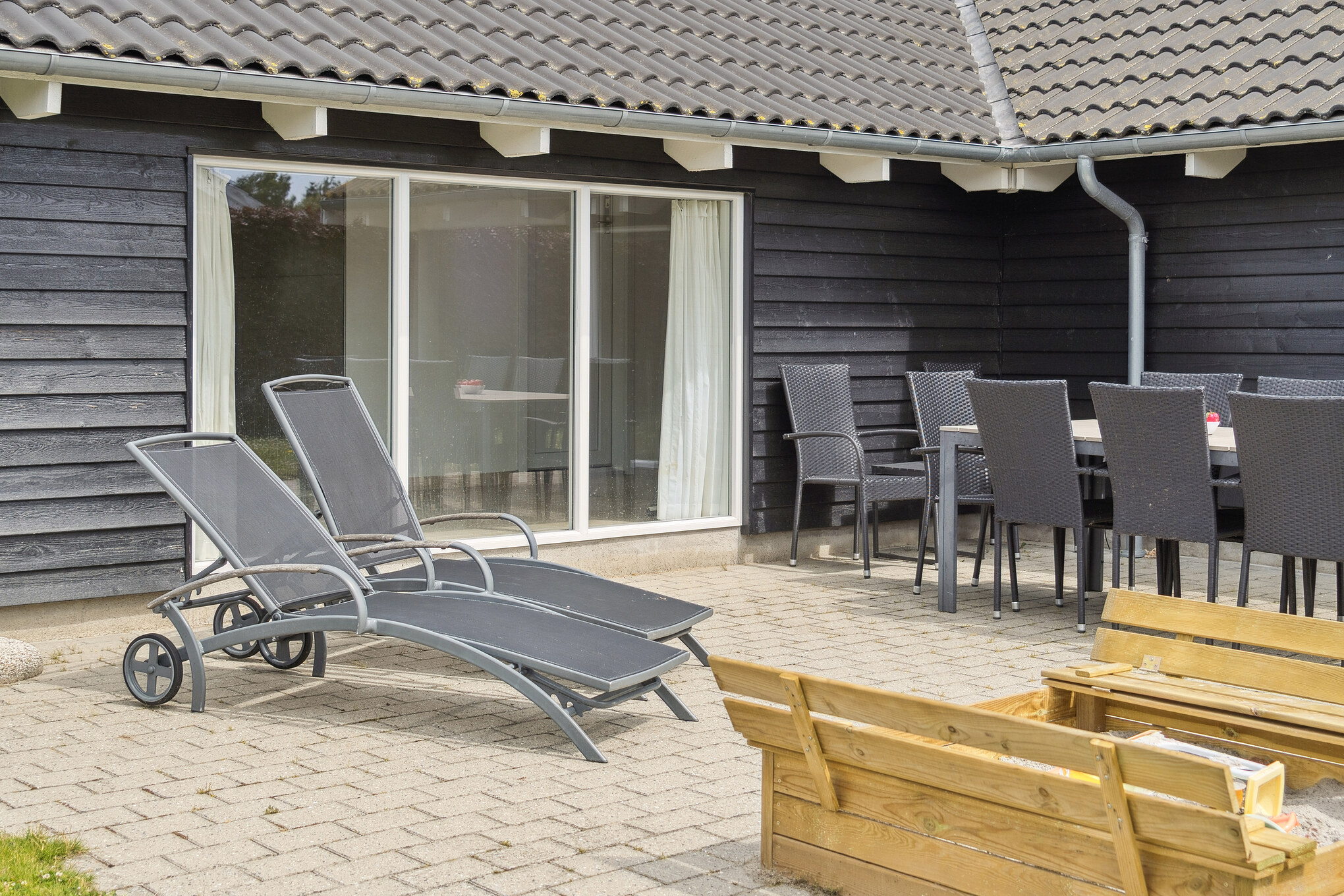 Das Luxusferienhaus Nr. 268 hat eine tolle Terrasse, die mit hochwertigen Gartenmöbeln für 14 Personen ausgestattet ist.