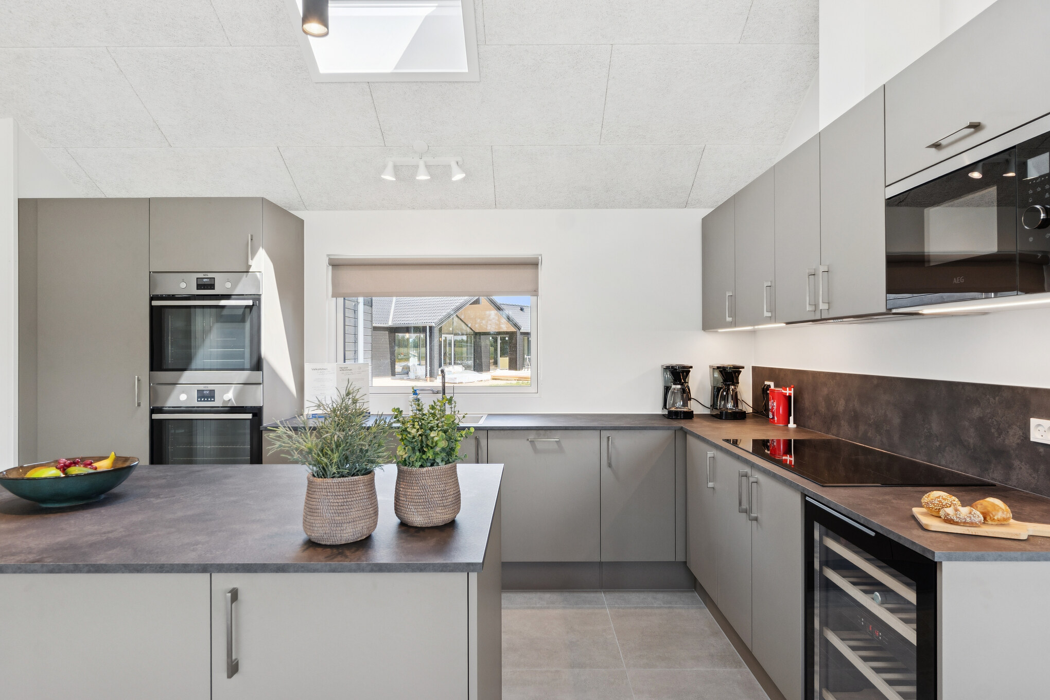 Die Küche in dem Luxusferienhaus Nr. 667 ist so gut ausgestattet, dass man problemlos Mahlzeiten für 18 Personen zubereiten kann.