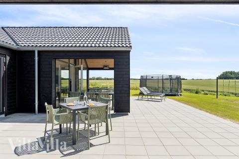 Große Terrasse am Luxusferienhaus Nr. 667 in Fünen und seine Inseln.