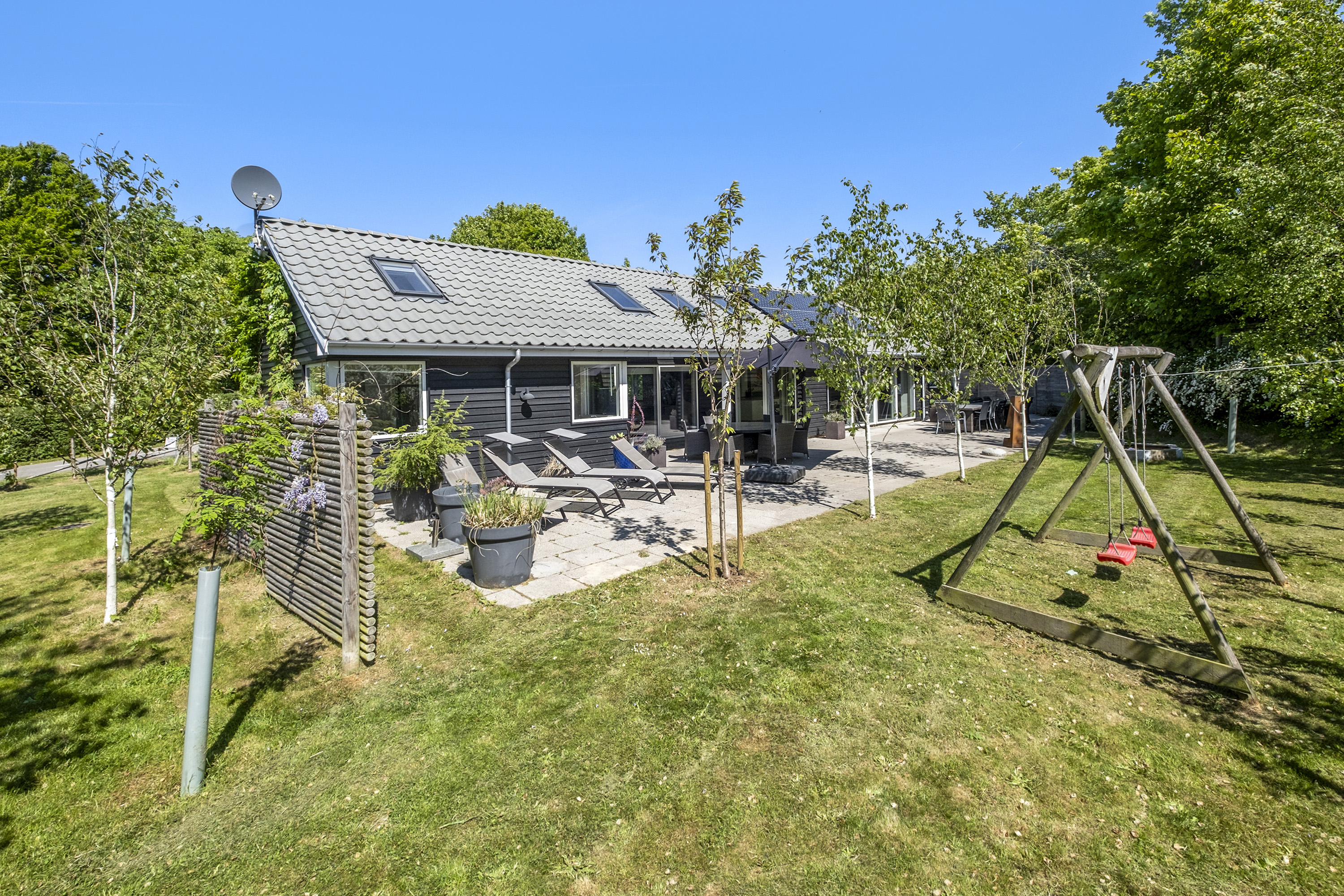 Dieses schöne Poolhaus Nr. 339 mit Platz für 16 Personen liegt in Nordseeland