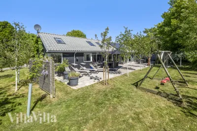 Exklusives Poolhaus Nr. 339 für 14 Personen nahe Tisvildeleje, Nordseeland – Innenpool, Whirlpool und Sauna, Dänemark