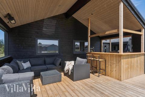 Genießen Sie einen Grillabend auf der Terrasse des Luxusferienhauses Nr. 656 in Nordjütland