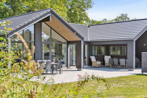 Dieses schöne Poolhaus Nr. 644 mit Platz für 14 Personen liegt in Lolland/Falster/Mön