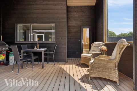 Genießen Sie einen Grillabend auf der Terrasse des Luxusferienhauses Nr. 663 in Südjütland