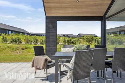 Große Terrasse am Luxusferienhaus Nr. 663 in Südjütland.