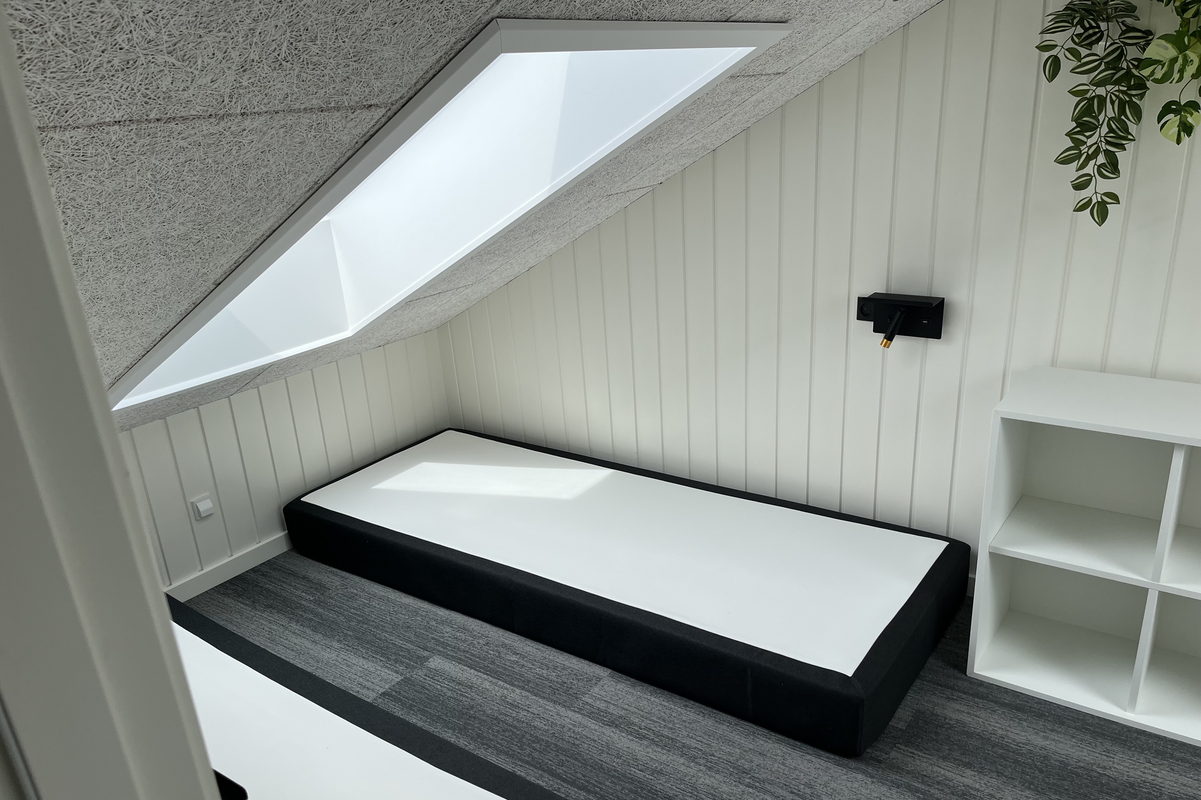 Der große ausgebaute Dachboden im Luxusferienhaus Nr. 686 für 36 Personen