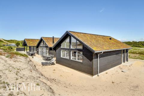 Dieses schöne Poolhaus Nr. 383 mit Platz für 18 Personen liegt in Westjütland