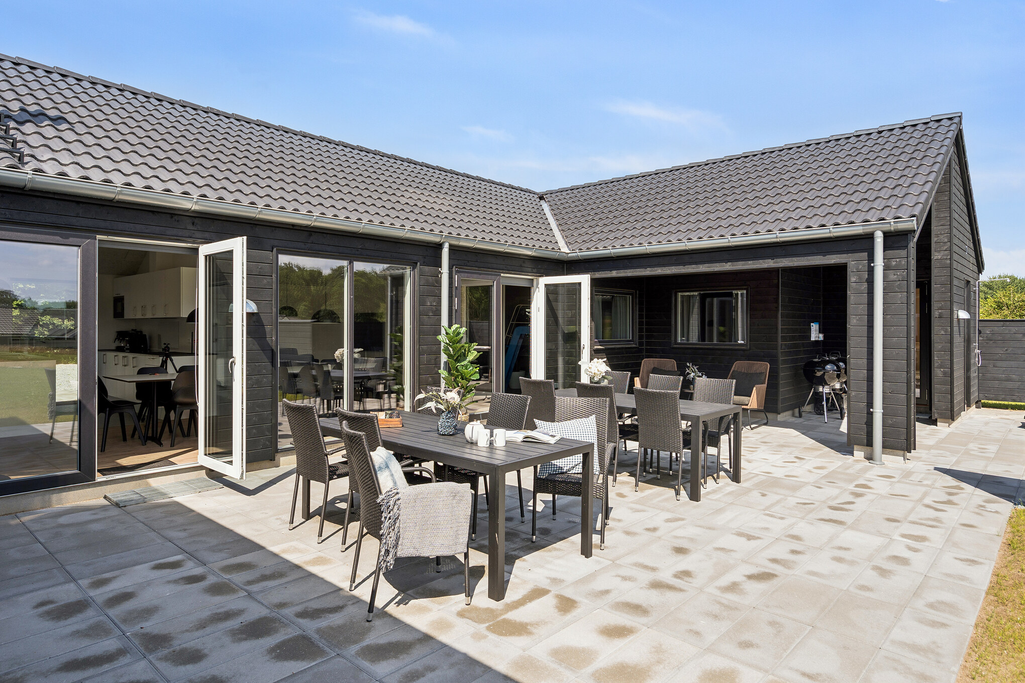 Große Terrasse am Luxusferienhaus Nr. 657 in Südjütland.
