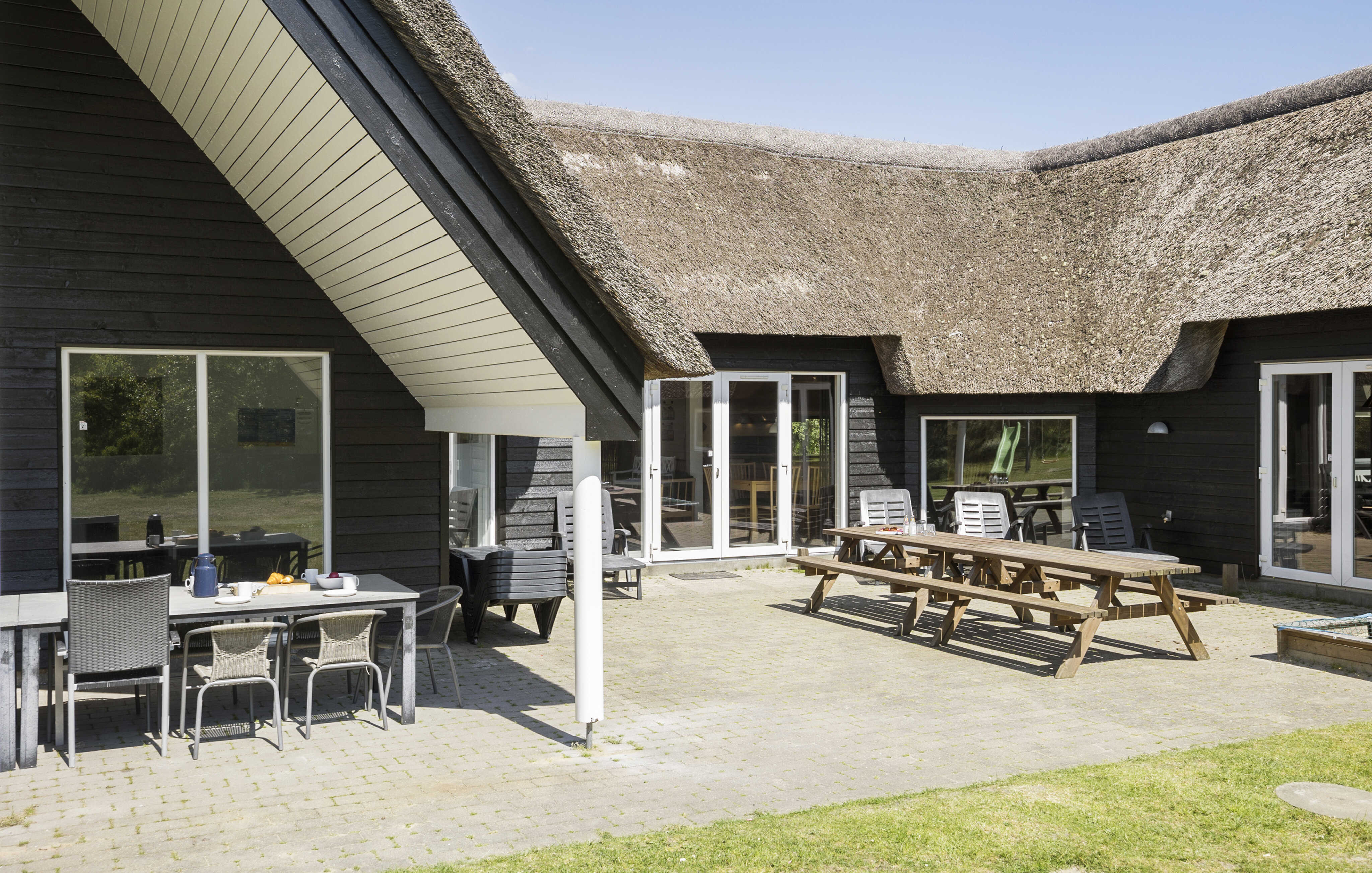 Das Luxusferienhaus Nr. 182 hat eine tolle Terrasse, die mit hochwertigen Gartenmöbeln für 20 Personen ausgestattet ist.