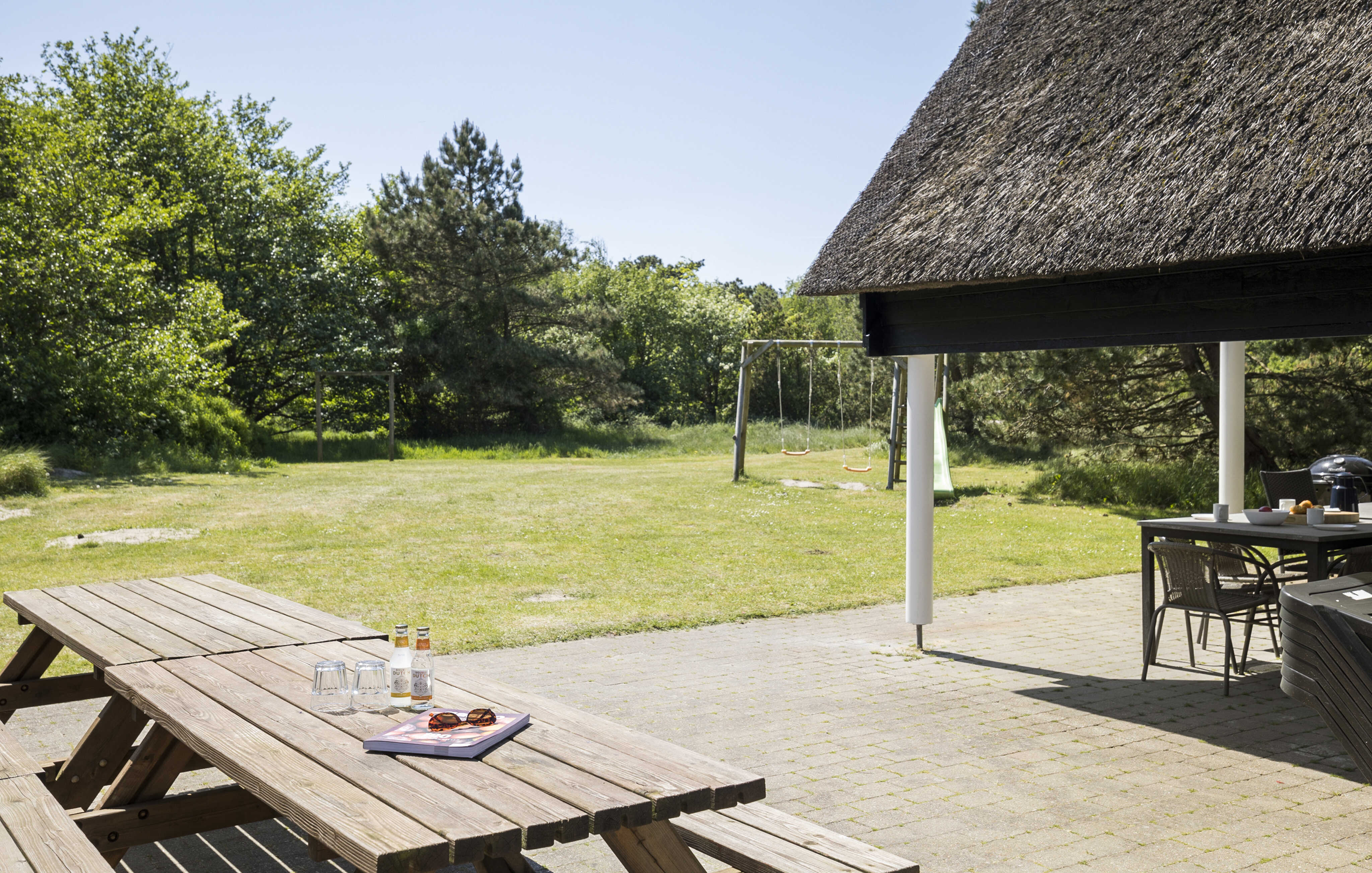 Große Terrasse am Luxusferienhaus Nr. 182 in Südjütland.