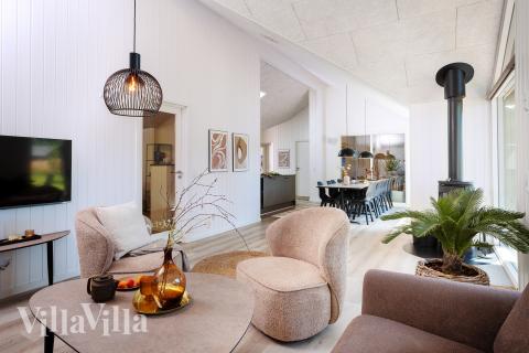 Die Couchecke im Luxusferienhaus Nr. 593 in Südjütland.