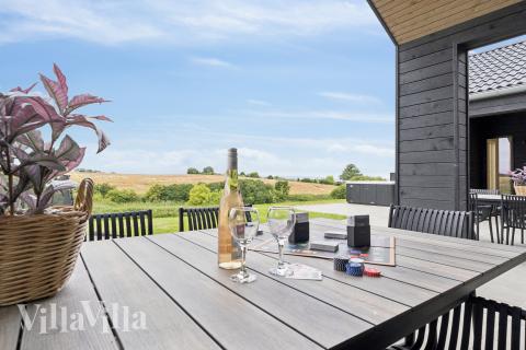Große Terrasse am Luxusferienhaus Nr. 668 in Fünen und seine Inseln.