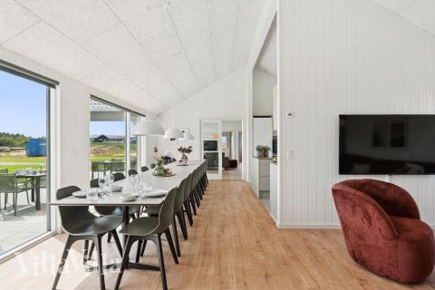 Der Aufenthaltsraum bietet Platz für 20 Personen, wenn ihr das Ferienhaus 695 in Fünen und seine Inseln besucht.