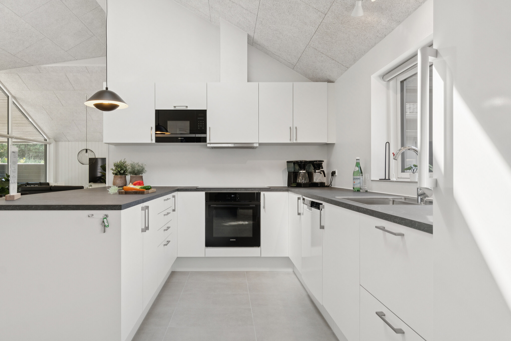 Die Küche im Luxusferienhaus Nr. 811 ist gut eingerichtet.